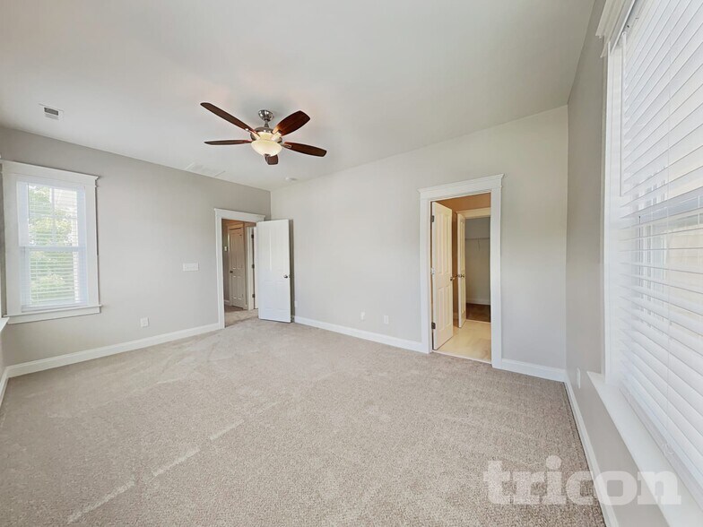 Building Photo - 13825 Connell Green Dr