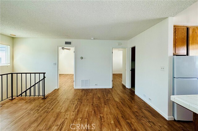 Building Photo - 28 20th Ct