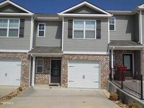 Building Photo - 70 Moon Rock Ct