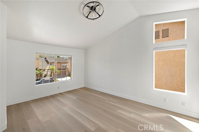 Building Photo - 5 Sanderling Ln