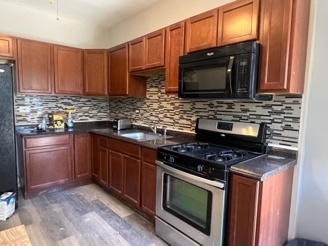 Building Photo - 1301 Herkimer St