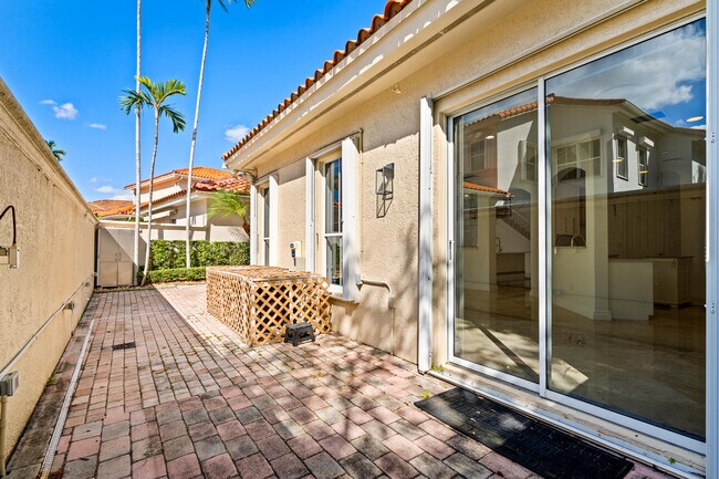 Building Photo - 1468 Mariner Way