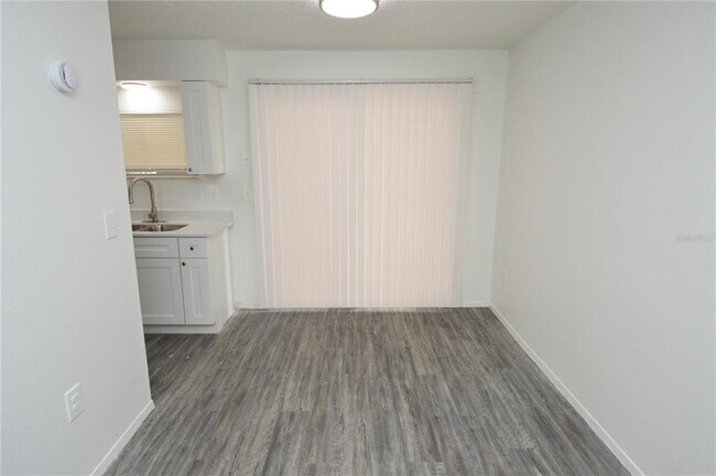 Building Photo - 5004 Castile Pl