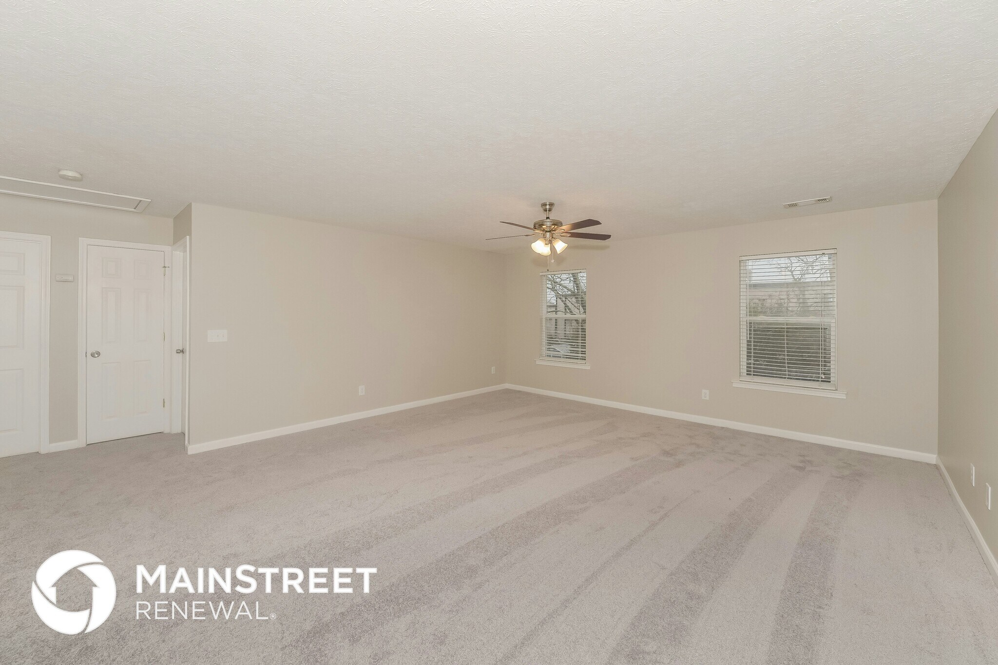 Building Photo - 204 Vintage Cir