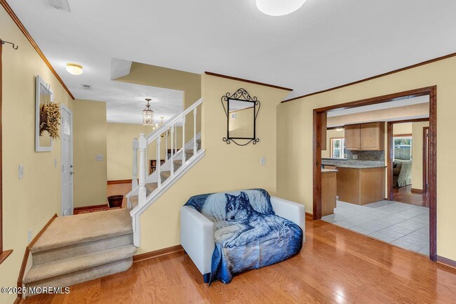 Building Photo - 9 Cherry Hill Ln