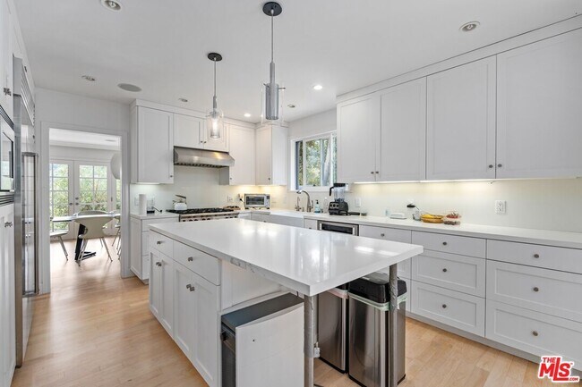 Building Photo - 1862 Kimberly Ln