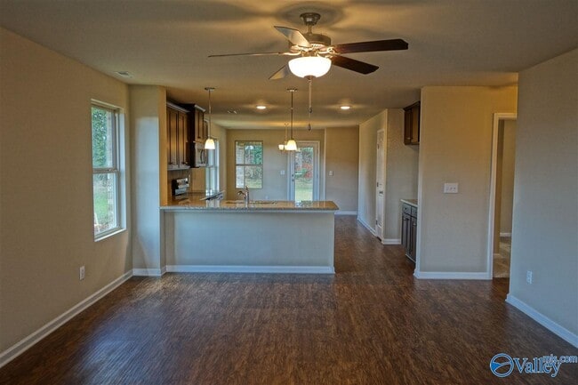 Building Photo - 146 Tybee Dr