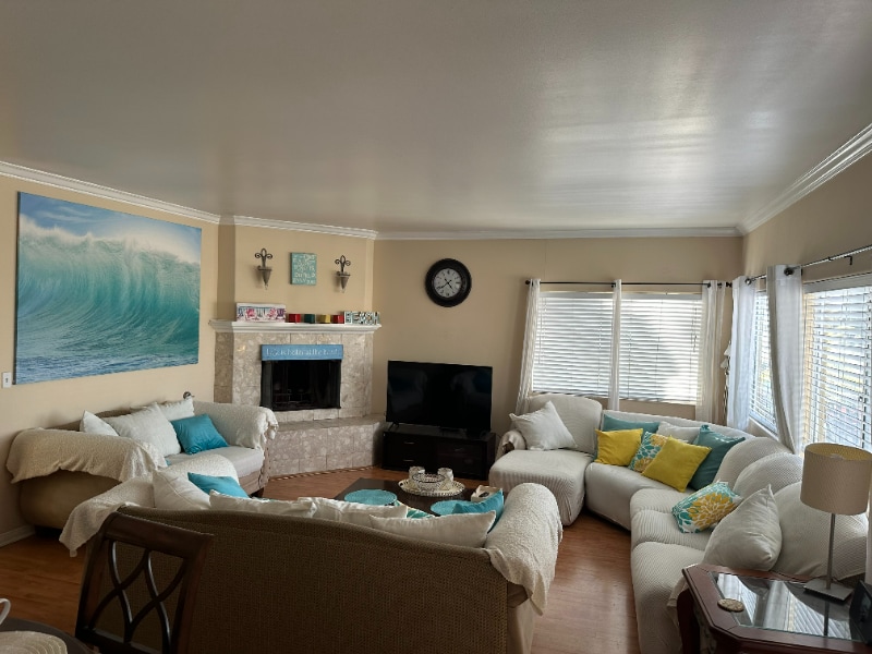 Building Photo - 212 N Catalina Ave