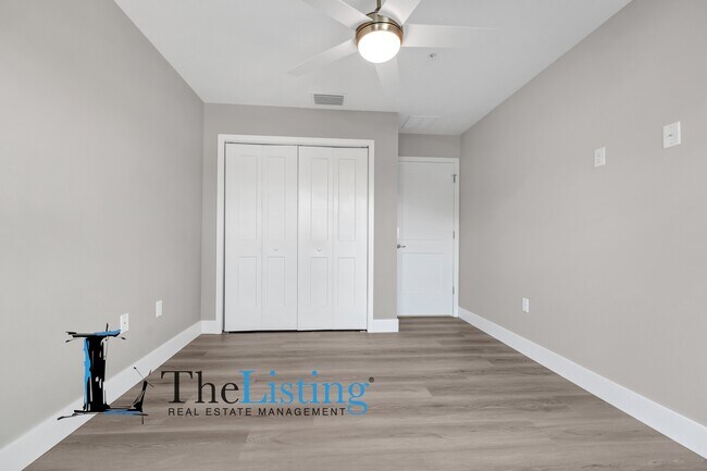 Building Photo - 39 SE 15th Terrace