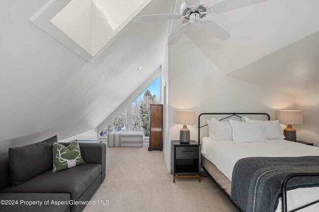 Building Photo - 182 Bennett Pl