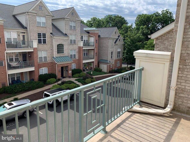 Building Photo - 12161 Abington Hall Pl