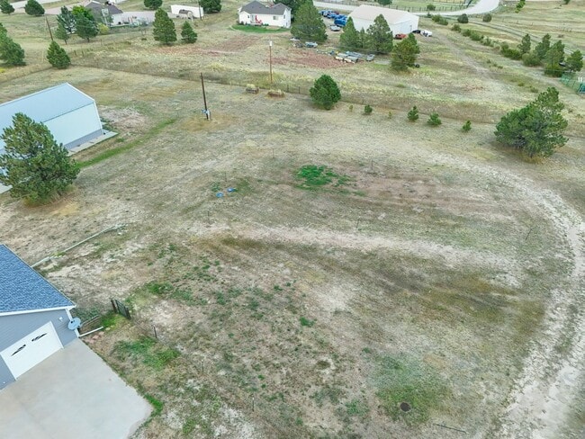 Building Photo - Peaceful Country 4 Bed, 3 Bath Home in Eli...