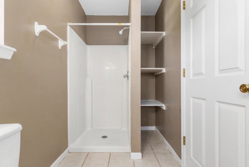 Building Photo - 125 Ridgeview Dr