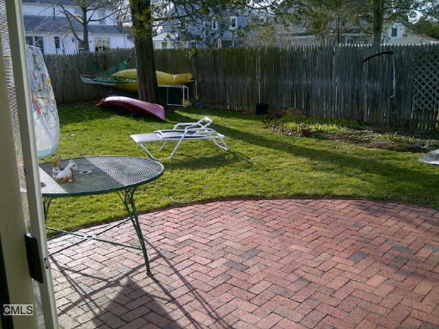 Building Photo - 148 Catherine St