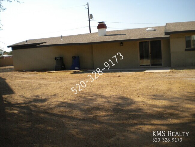 Building Photo - 2321 S Layton Pl