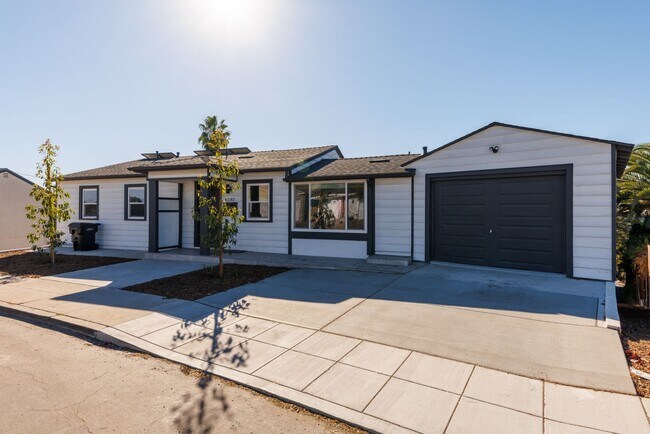 Building Photo - 6283.5 Lorca Dr