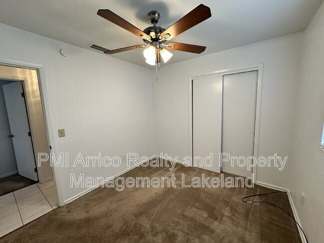 Building Photo - 2265 3rd St NE