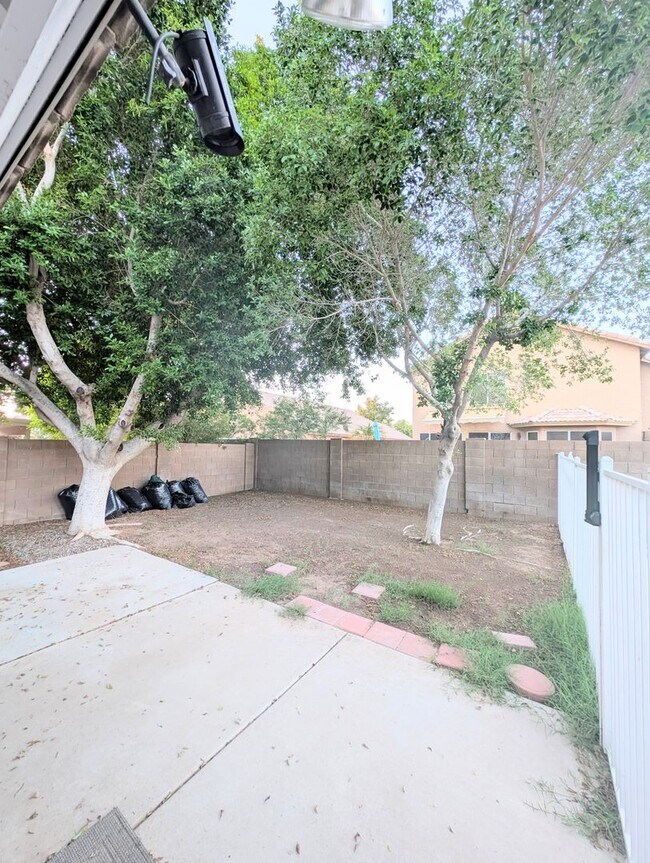 Building Photo - AVAILABLE NOW Beautiful Home with Sparkling Pool in Superstition Springs!!