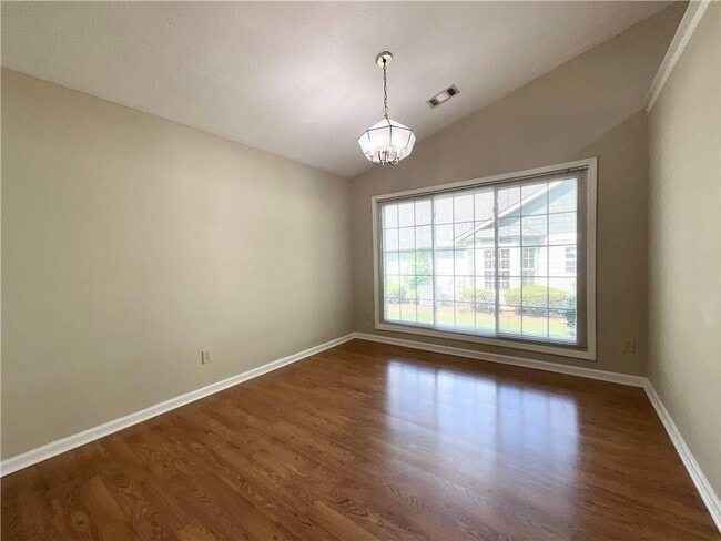 Building Photo - 3070 Bugle Dr