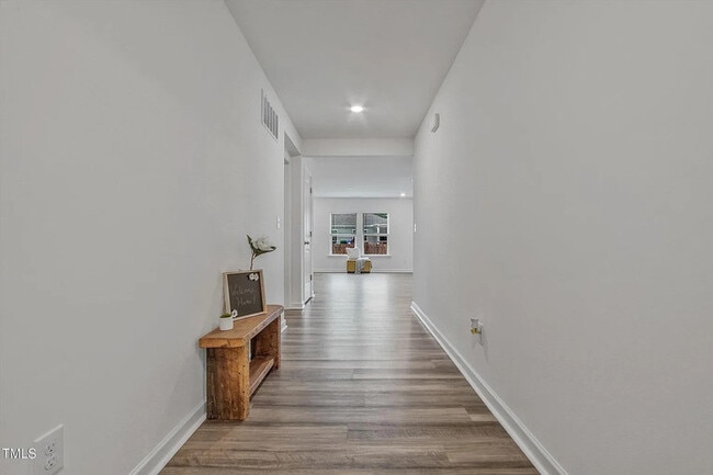 Building Photo - Earn Wealth While Leasing - Like a Homeowner - Lease to Own