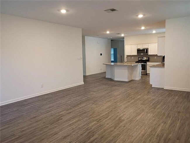 Building Photo - 5273 Summer Pecan Rd