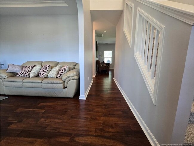 Building Photo - 410 Sedgefield Dr