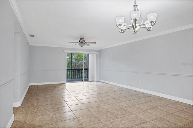 Building Photo - 3350 S Osprey Ave
