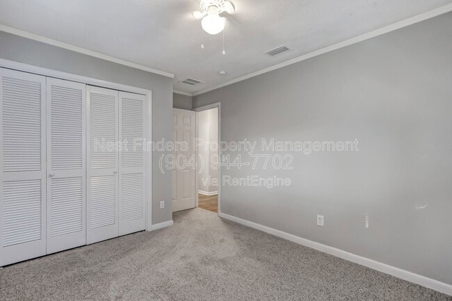 Building Photo - 3312 Pickwick Dr S