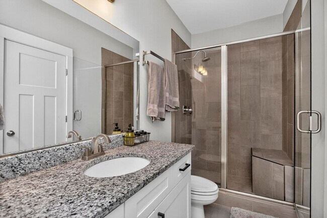 Building Photo - 1525 White Tip Ln
