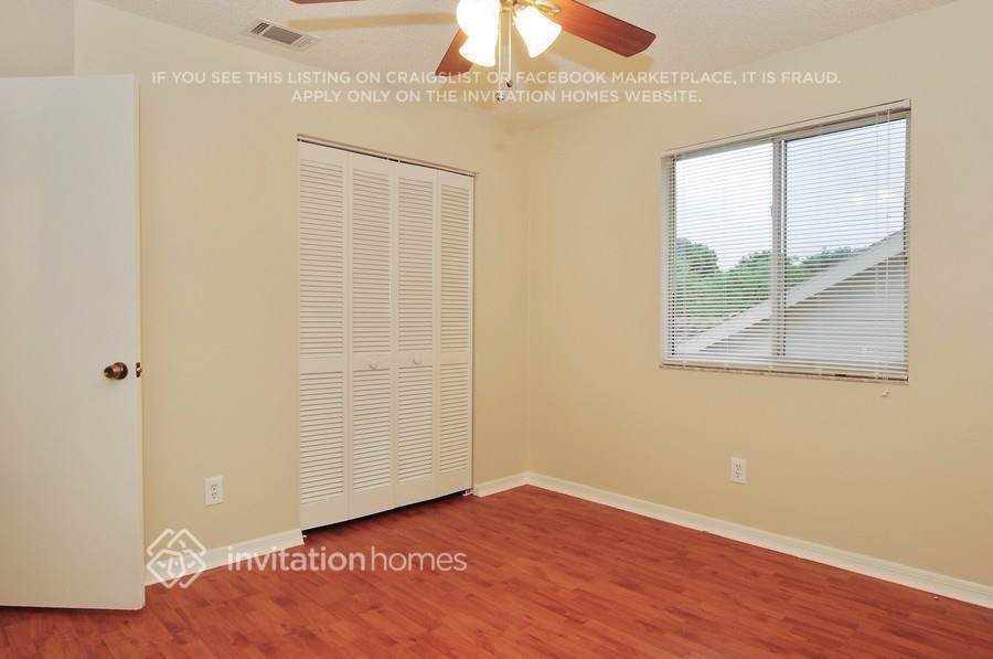 Building Photo - 317 Sand Ridge Dr