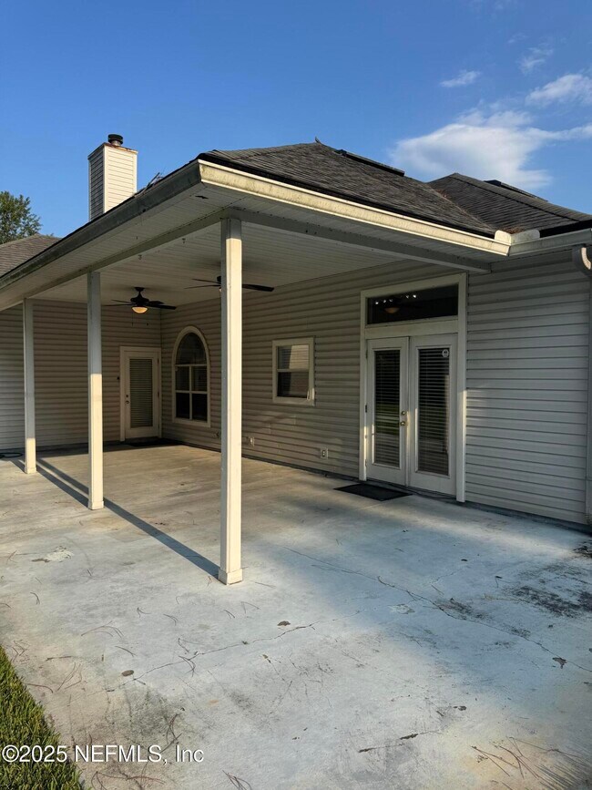 Building Photo - 12033 Walkers Glen Ln N