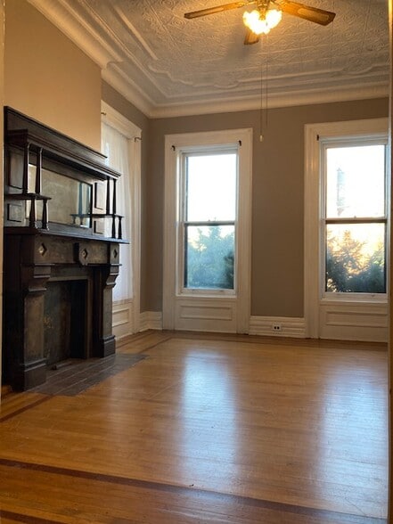 Primary Photo - 146 2nd Ave