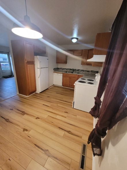 Building Photo - 2506 Sonoma Dr