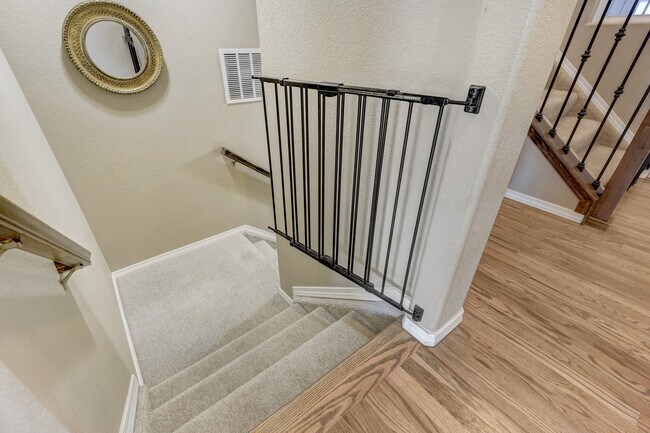 Building Photo - 7143 Jagged Rock Cir