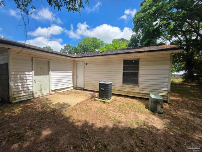 Building Photo - 6710 Gulley Ln