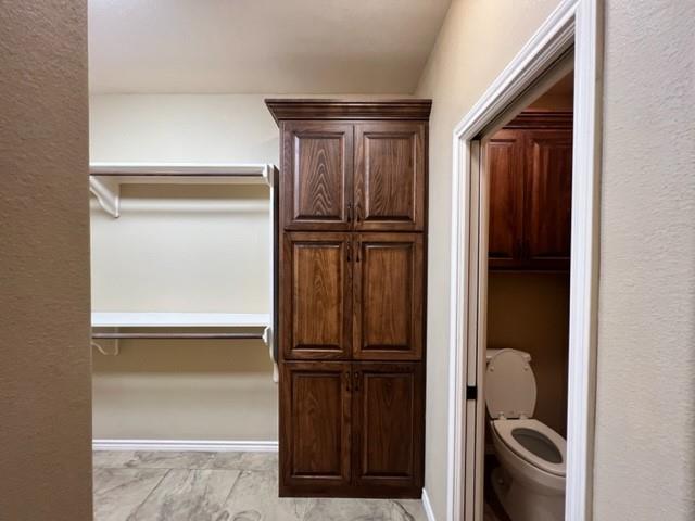 Building Photo - 806 Woodland Park Dr