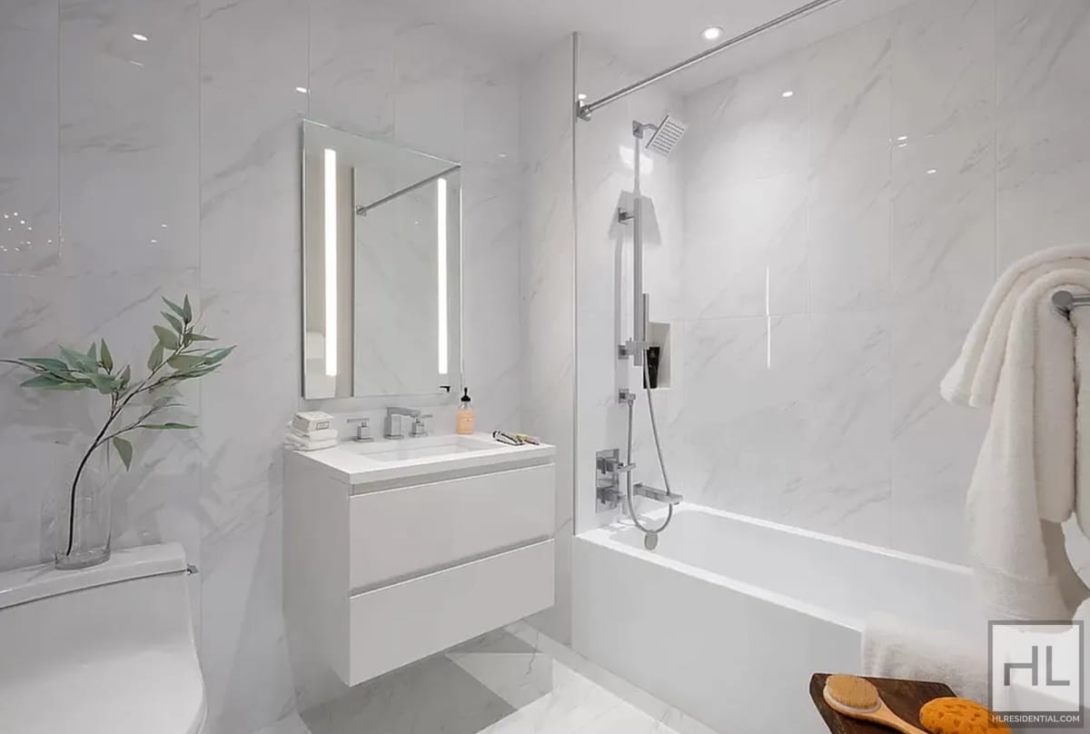 Building Photo - EAST 2ND ST