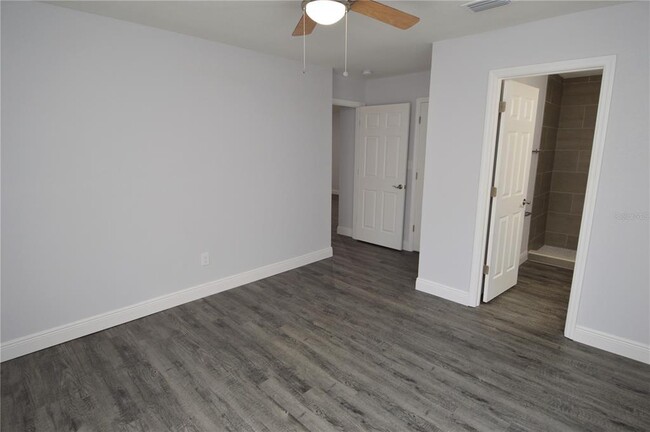Building Photo - 8633 Fancy Finch Dr