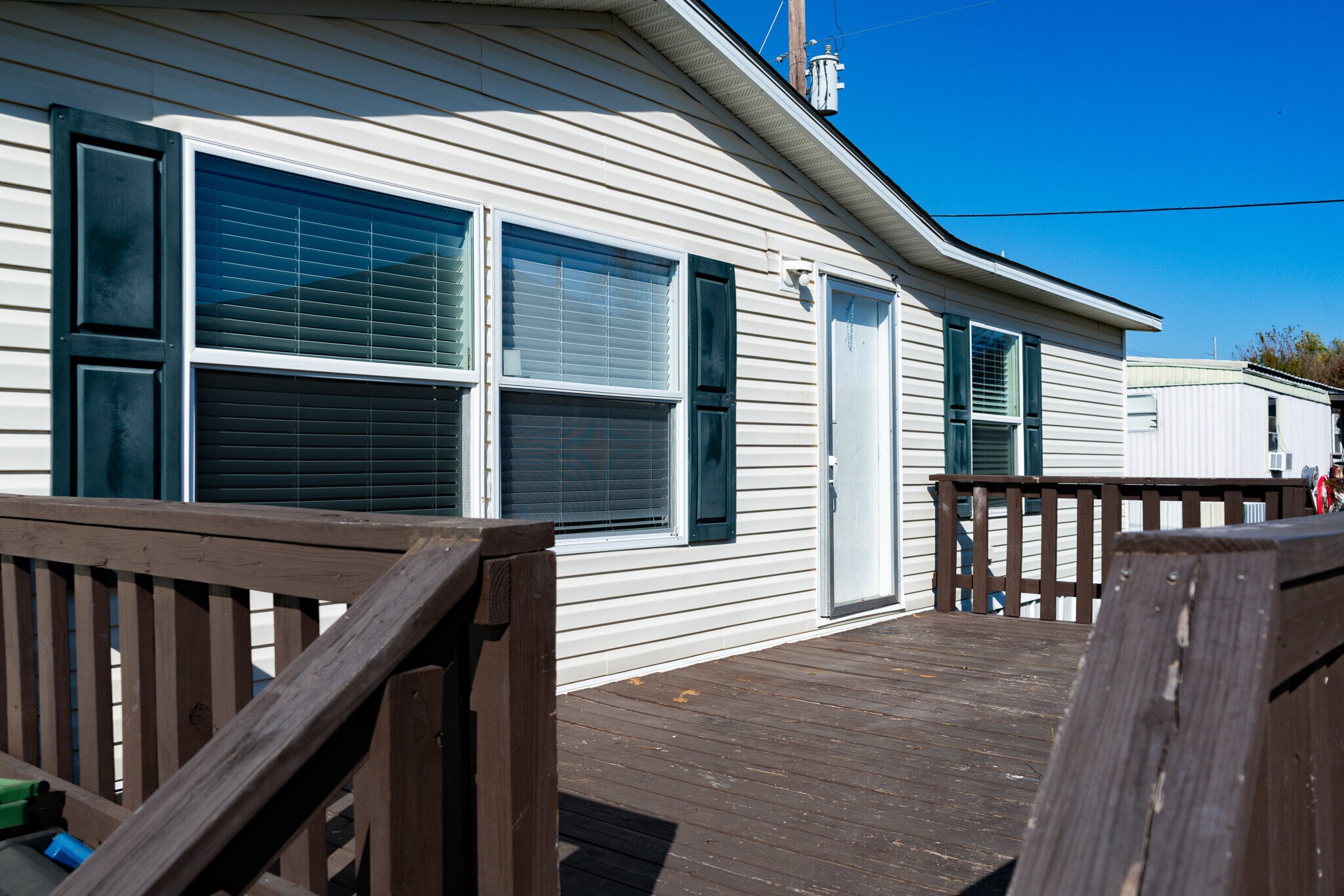 Building Photo - 120 Parma Ct