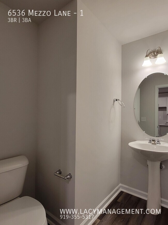 Building Photo - 6536 Mezzo Ln