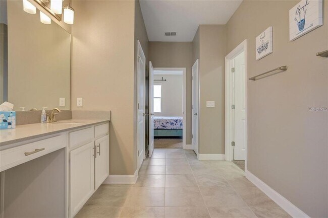 Building Photo - 4693 Fairy Tale Cir