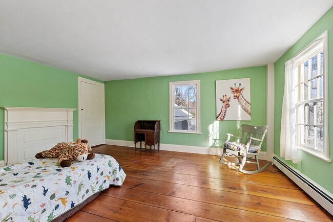 Building Photo - 25 Bulkeley Rd