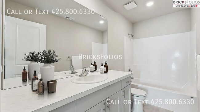 Building Photo - 4105 Pronghorn Pl