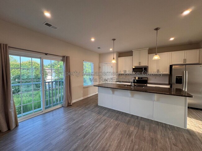 Building Photo - 8604 Red Canyon Way