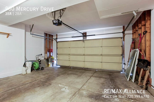 Building Photo - 960 Mercury Dr