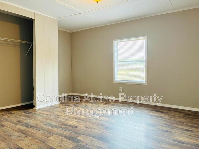 Building Photo - 3822 Towery Rd