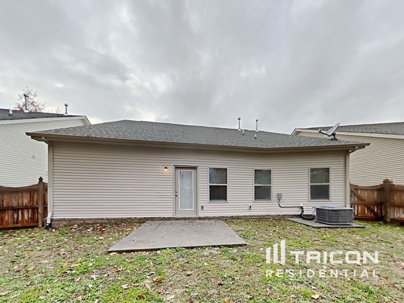 Building Photo - 261 Bexley Way