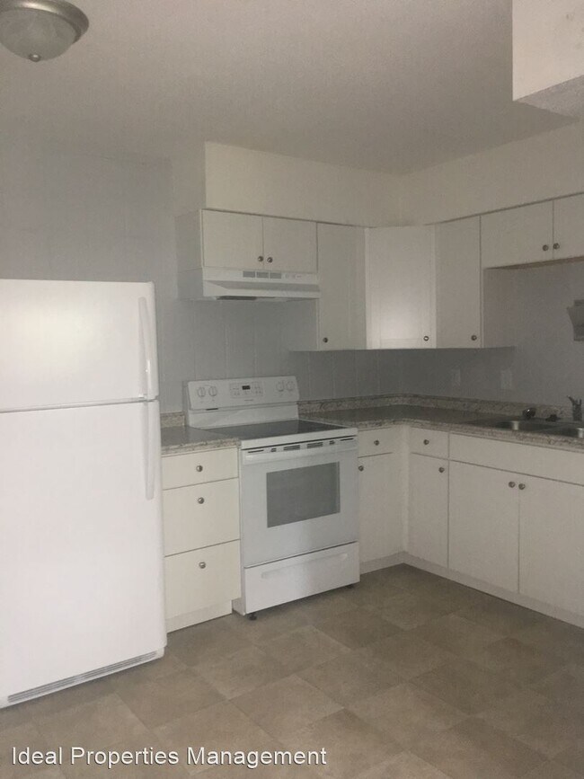 Building Photo - 3343 S 6th St