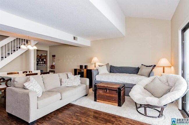 Building Photo - 101 Running Brook Rd