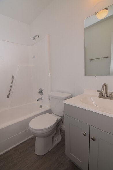 Building Photo - 7721 Oldridge Rd